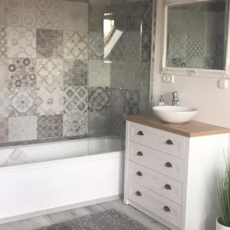 Apartman * Segedyn